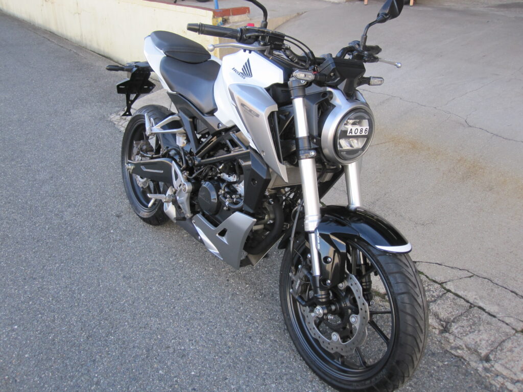 CB125R